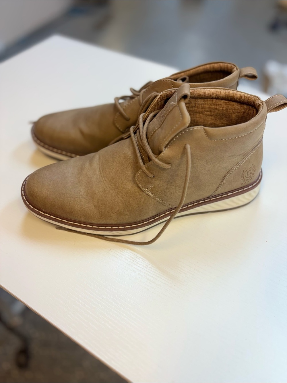 Chaps Men’s Chukka Boots Tan Brown Lace Up Casual Shoes Size 9